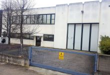 facciata in cui si vede il portone dell'azienda Marbet 